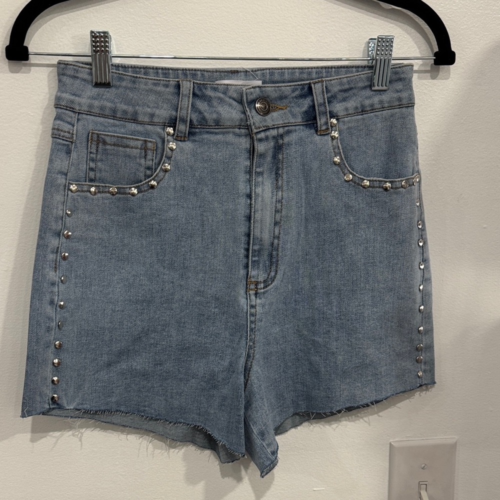 Light Wash Denim Studded Women's Shorts